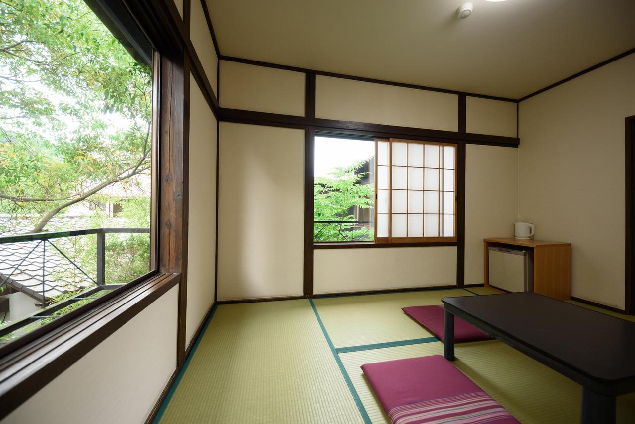 Yufuin Iyotomi Hotel Exterior photo